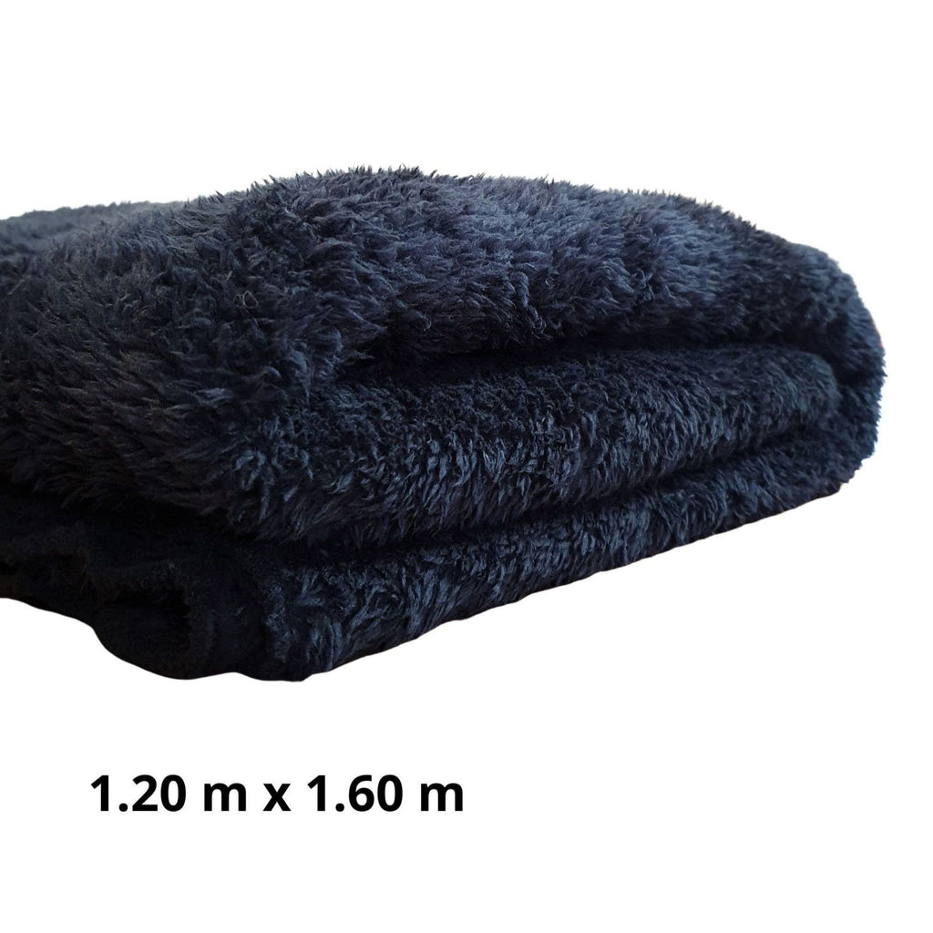 Manta premium “acturismo” semigruesa negra